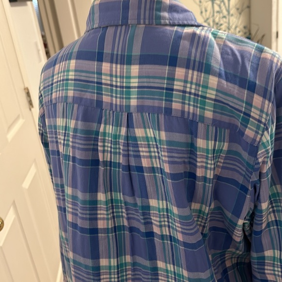 LL Bean, women’s long sleeve, button-down cotton shirt with fleece lining large - Picture 3 of 5